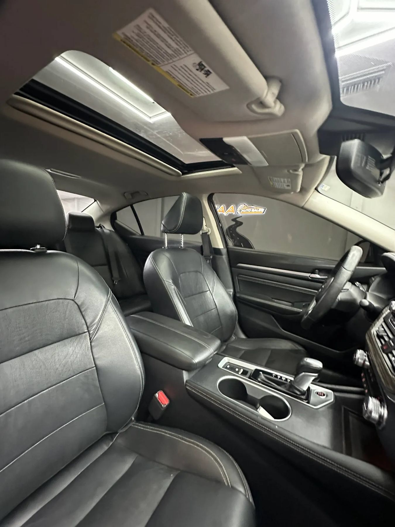 Used 2019 Nissan Altima 2.5 Platinum FWD image 31