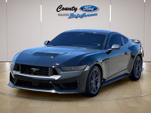 Used 2026 Ford Mustang Dark Horse RWD image 2