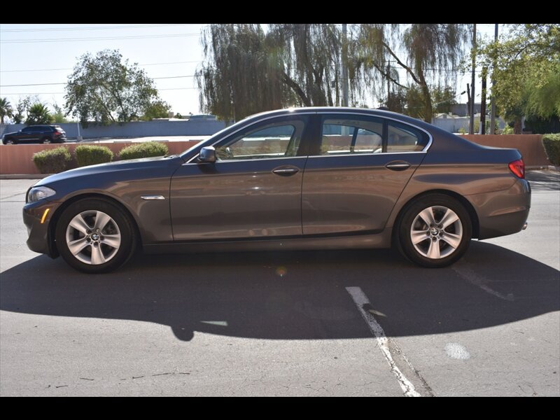 Used 2012 BMW 528i Sedan RWD image 4
