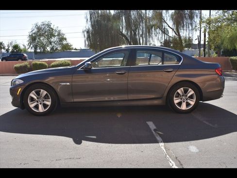 Used 2012 BMW 528i Sedan RWD image 4