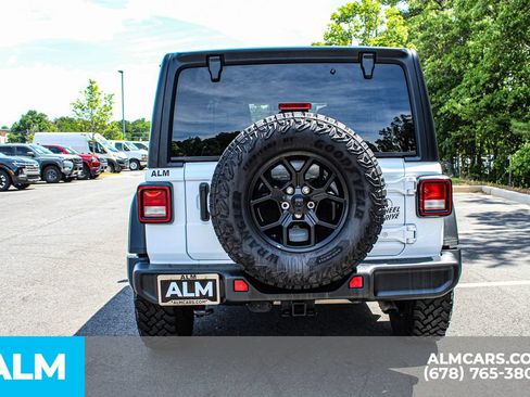 Used 2025 Jeep Wrangler Unlimited Sport AWD/4WD image 10