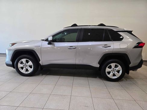 Certified 2021 Toyota RAV4 XLE AWD/4WD image 3