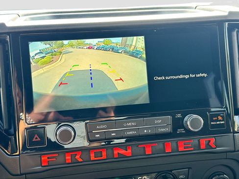 Used 2025 Nissan Frontier PRO-4X w/ Interior Protection Package AWD/4WD image 13