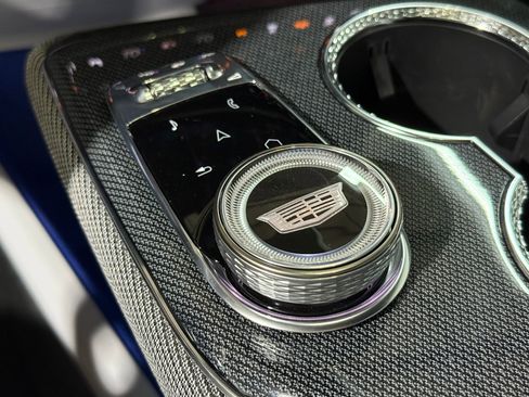 New 2026 Cadillac Optiq Sport 1 image 18