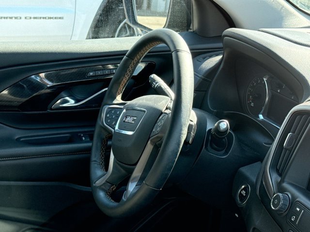 Used 2024 GMC Terrain AT4 w/ Tech Package AWD/4WD image 21