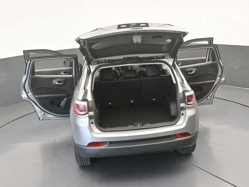 Used 2020 Jeep Compass Latitude image 68