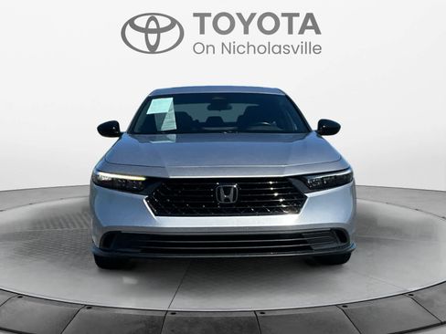 Used 2024 Honda Accord Sport image 8