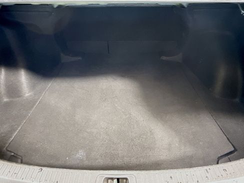 Used 2021 Toyota Corolla LE FWD image 34