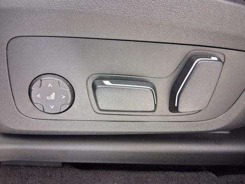 Certified 2024 BMW X3 sDrive30i w/ Convenience Package w/ZPA image 13