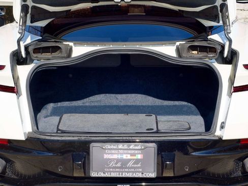 Used 2017 Aston Martin DB11 V12 image 39