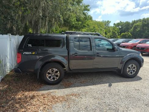Used 2014 Nissan Frontier PRO-4X w/ Pro-4x Luxury Package AWD/4WD image 2