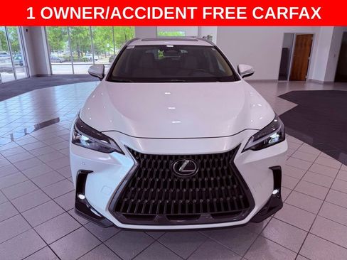 Used 2025 Lexus NX 250 FWD w/ Accessory Package (Z2) image 2