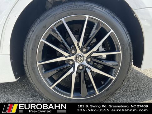 Used 2022 Toyota Camry SE image 32
