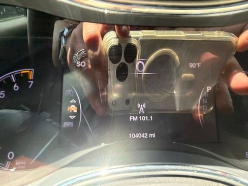 Used 2018 Jeep Grand Cherokee Laredo RWD image 19