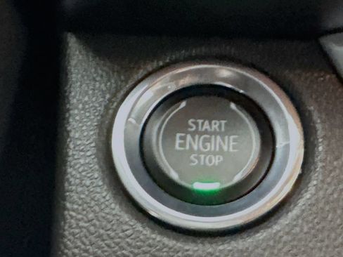 Used 2024 Buick Envista Preferred w/ Convenience I Package FWD image 19