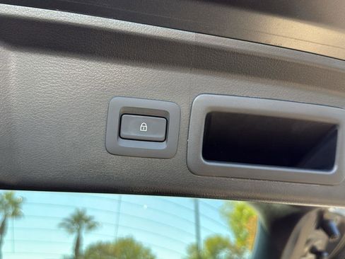 New 2025 MAZDA CX-30 AWD 2.5 S w/ Select Sport Pkg image 22