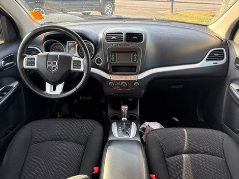 Used 2018 Dodge Journey SXT w/ Connectivity Group image 15