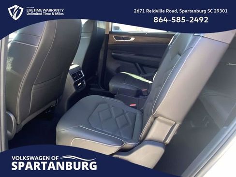 New 2026 Volkswagen Atlas SE image 12