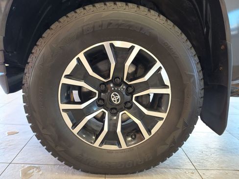 Used 2020 Toyota Tacoma 4x4 Double Cab image 13