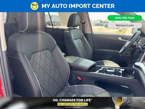Used 2025 Volkswagen Atlas SEL Premium R-Line AWD/4WD image 30