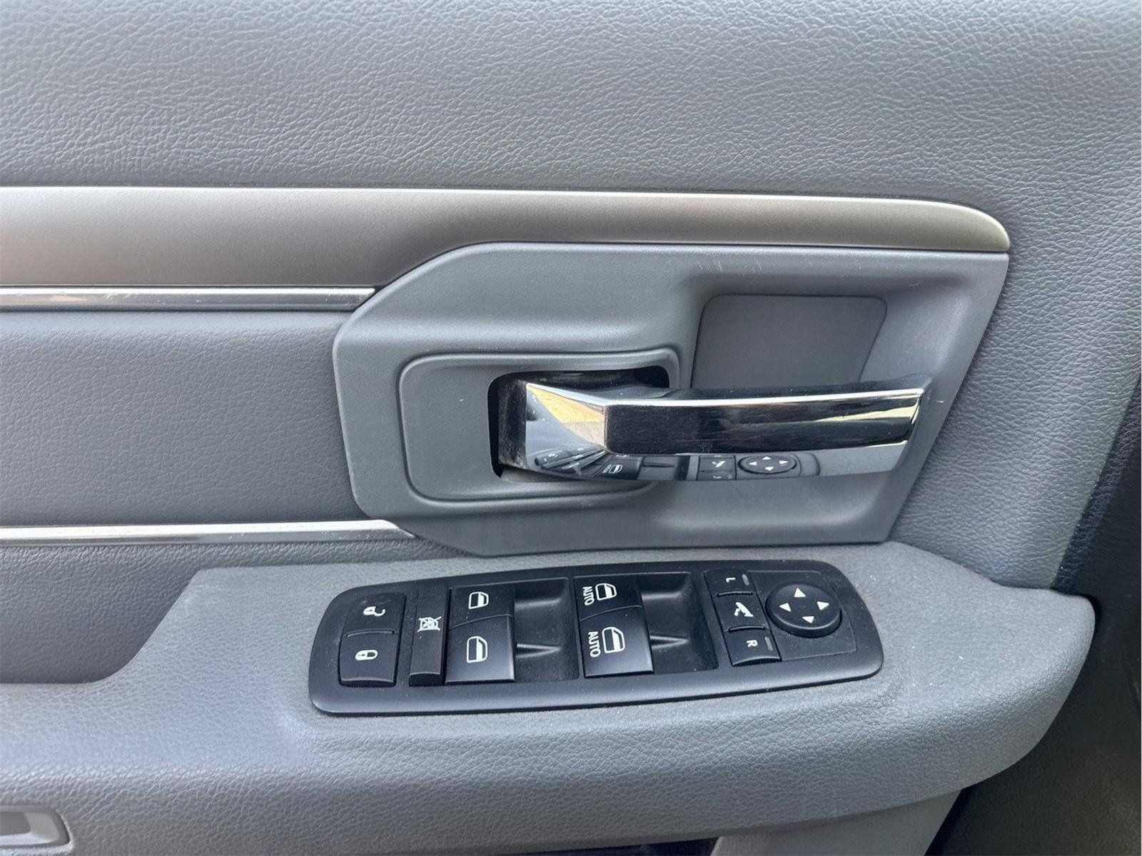 Used 2019 RAM 1500 Tradesman w/ Chrome Plus Package RWD image 14