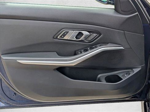 Used 2019 BMW 330i Sedan w/ Driving Assistance Package image 11