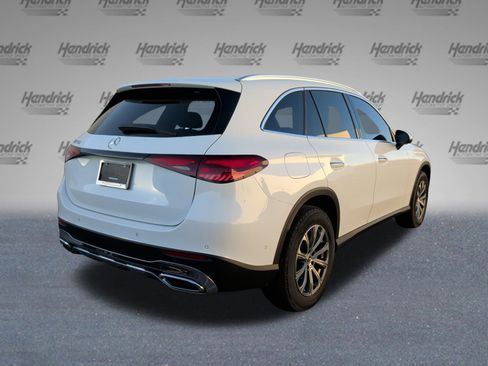 Used 2024 Mercedes-Benz GLC 300 image 7