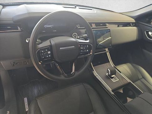 New 2026 Land Rover Range Rover Velar Dynamic SE image 17