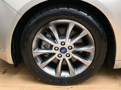 Used 2018 Ford Fusion Energi Titanium FWD image 8
