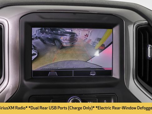 Used 2023 Chevrolet Silverado 1500 Custom AWD/4WD image 9