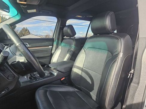 Used 2016 Ford Explorer Limited w/ Class II Trailer Tow Package image 11