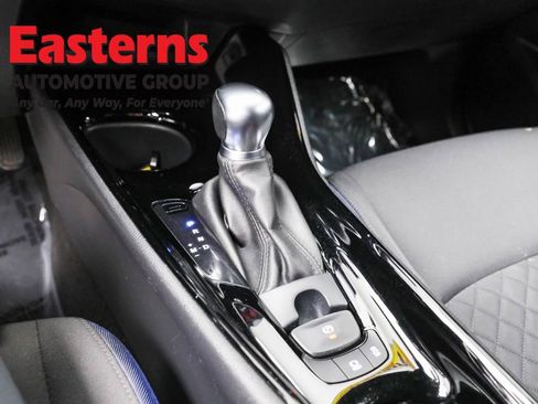 Used 2021 Toyota C-HR XLE image 13