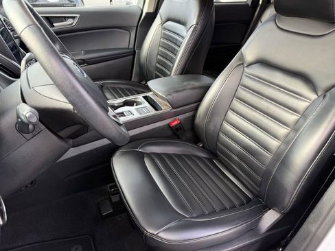 Used 2024 Ford Edge SEL image 34