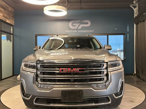 Used 2020 GMC Acadia SLT w/ Premium Package image 8