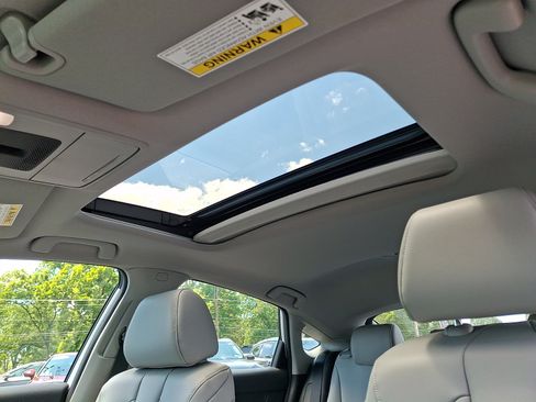 Certified 2025 Acura Integra FWD image 14