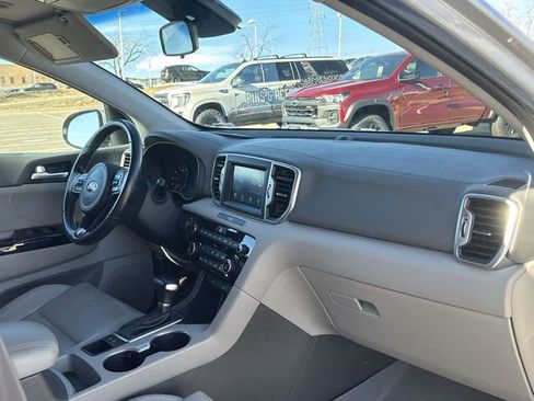 Used 2018 Kia Sportage EX image 25