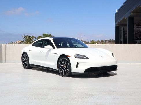 Certified 2025 Porsche Taycan RWD image 7