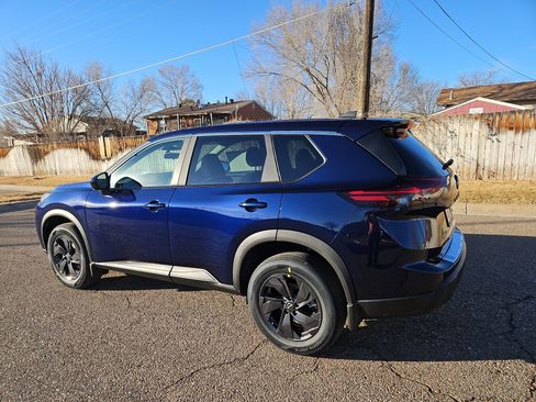 New 2026 Nissan Rogue SV w/ Cold Weather Package AWD/4WD image 4
