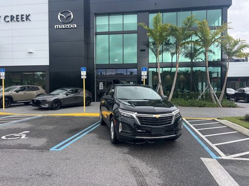 Used 2022 Chevrolet Equinox LT image 3