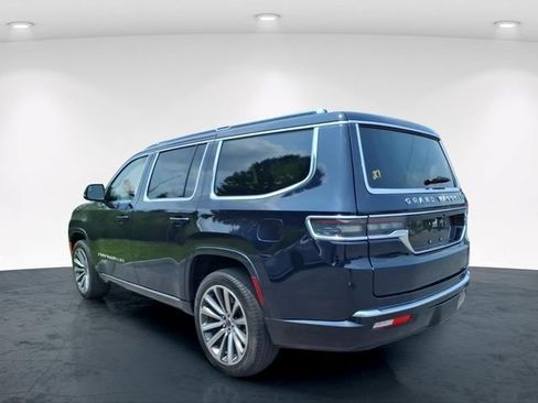 Used 2025 Jeep Grand Wagoneer 4WD image 16