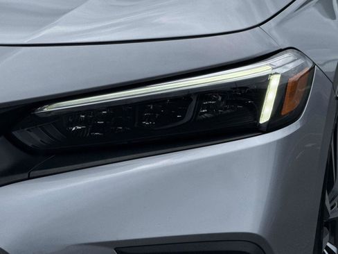 Certified 2024 Honda Civic EX-L image 10
