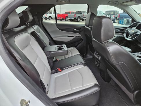 Used 2018 Chevrolet Equinox Premier image 31