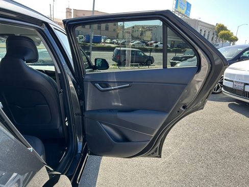 Used 2024 Kia Niro Wind FWD image 38