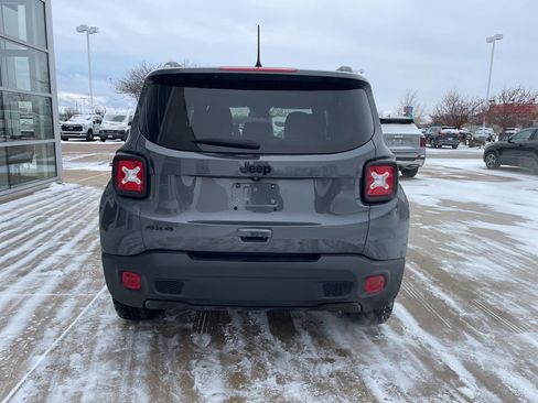 Used 2022 Jeep Renegade Altitude w/ Sun/Sound Group image 6