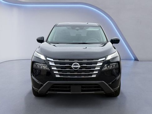 Certified 2024 Nissan Rogue SV image 8