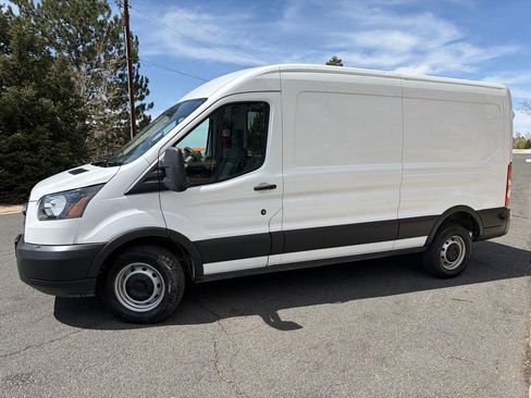 Used 2015 Ford Transit 250 148 Medium Roof image 3