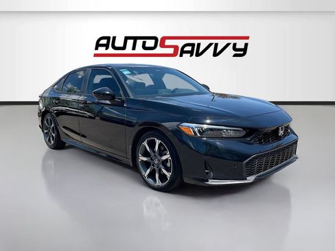 Used 2025 Honda Civic Sport Touring image 1