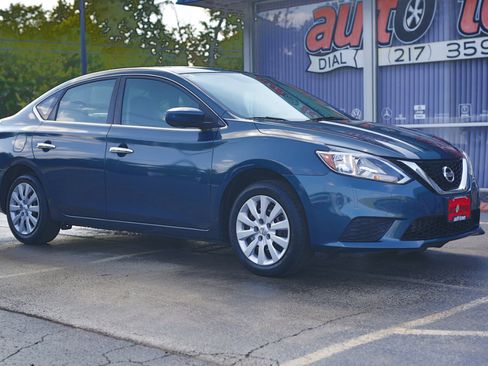 Used 2017 Nissan Sentra SR image 19