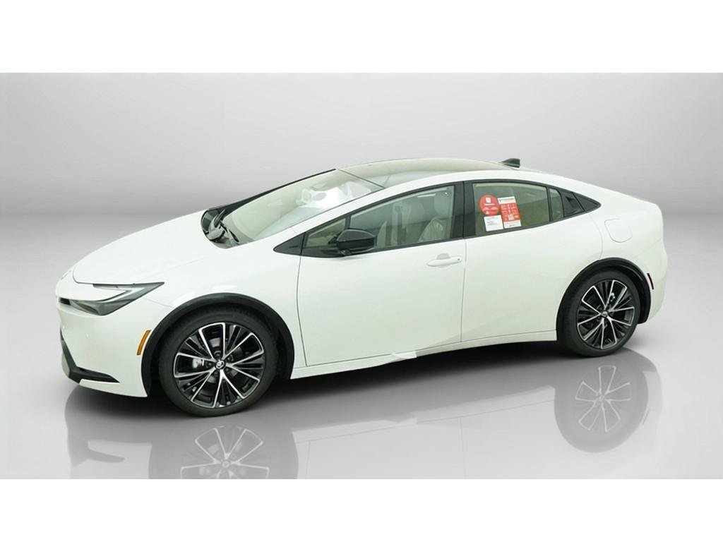 New 2027 Toyota Prius Limited FWD image 2