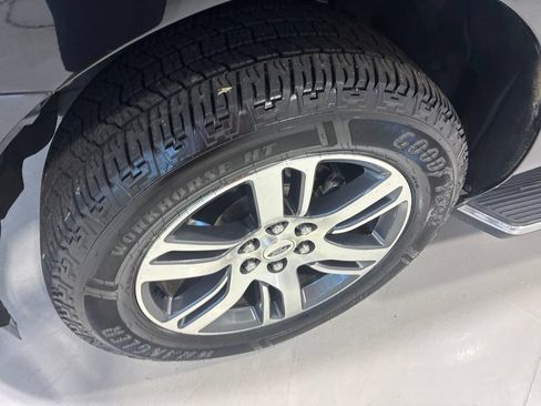Used 2022 Ford Expedition Max Limited AWD/4WD image 10